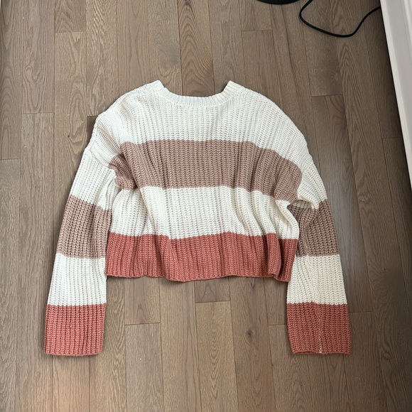 Colorblock Knit Sweater - Picture 5 of 5